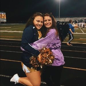 Meet your Posher, Kerah